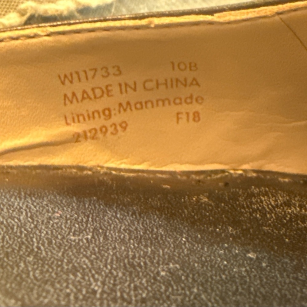 Cole Haan Black Leather Ankle Strap Gold Buckle Zip Back Wedge Pumps Size 10 - Picture 6 of 7